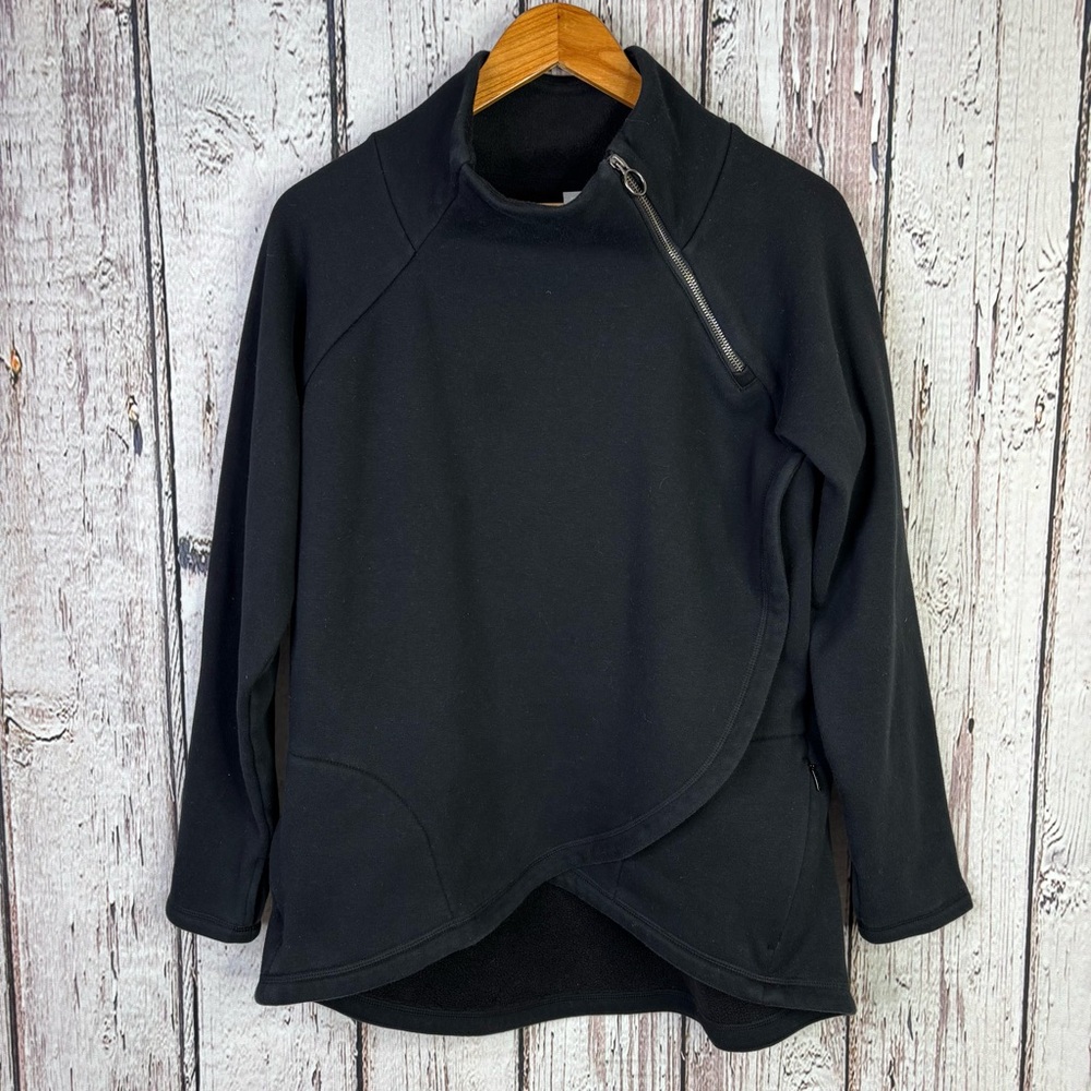 Athleta Size Medium Black Cozy Karma Asym Pullover Sweatshirt Wrap Front Relaxed